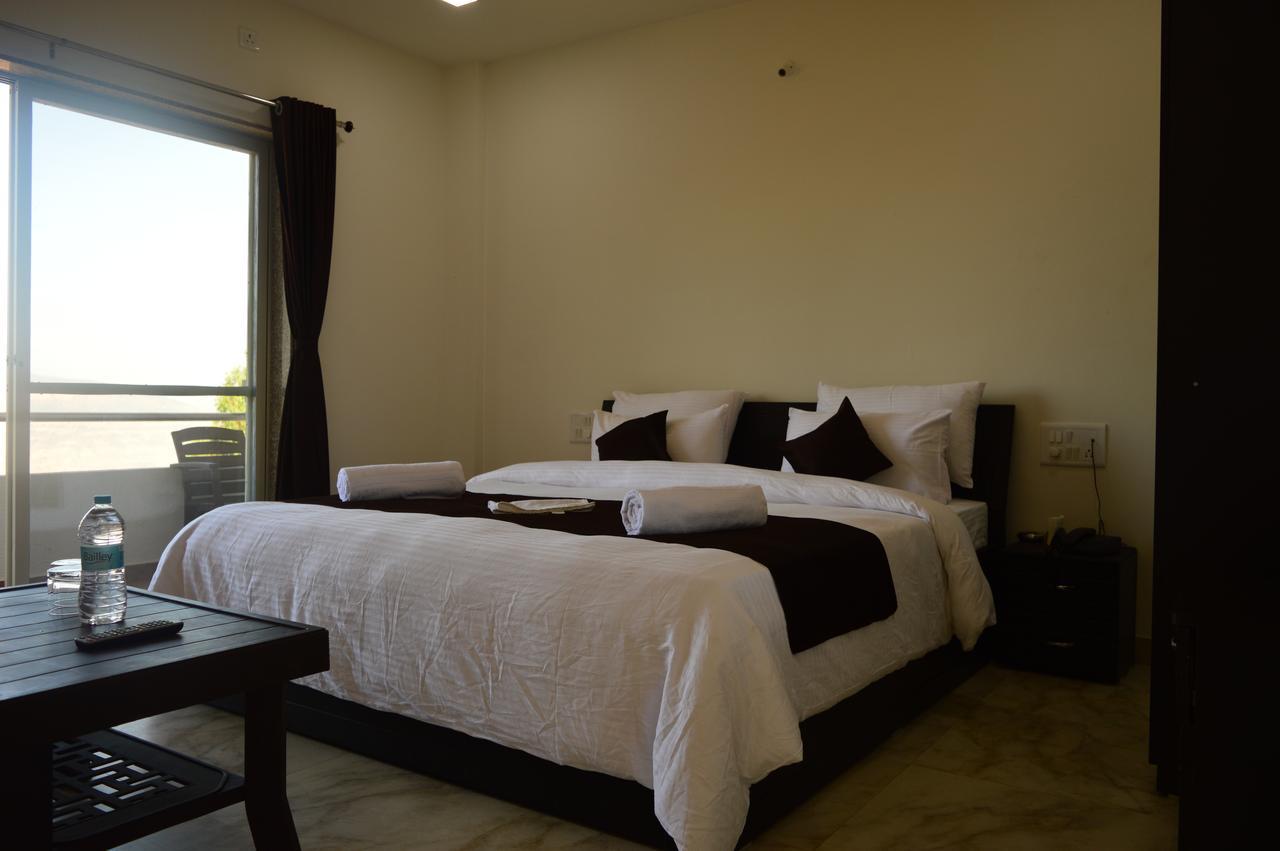 Harmony Palace Hotel Mahābaleshwar Екстериор снимка